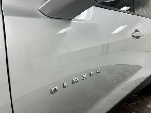 Used 2019 Chevrolet Blazer LT FWD image 24