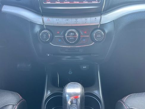Used 2019 Dodge Journey GT AWD/4WD image 15
