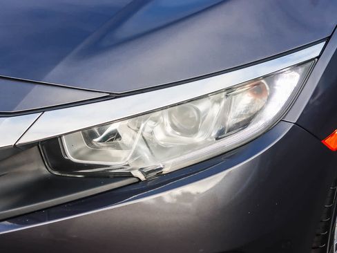 Used 2017 Honda Civic LX image 7