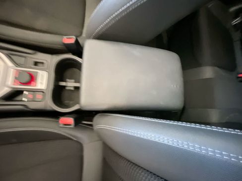 Used 2019 Subaru Forester Premium AWD/4WD image 20