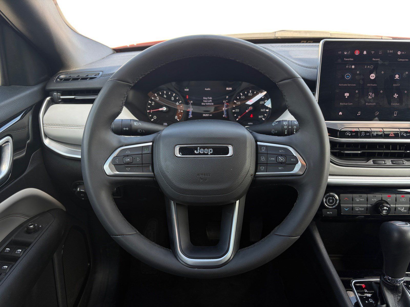 Used 2025 Jeep Compass Limited AWD/4WD image 13