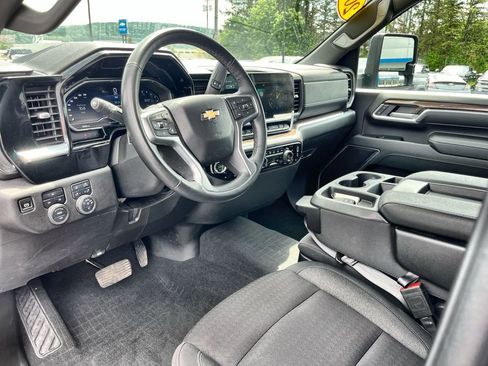 Certified 2024 Chevrolet Silverado 2500 LT w/ All Star Edition AWD/4WD image 10