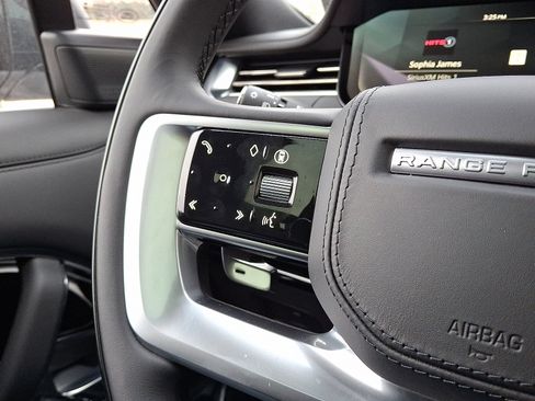 New 2025 Land Rover Range Rover SE image 18