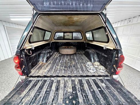 Used 2005 Chevrolet Silverado 1500 4x4 Extended Cab w/ Light Duty Power Package image 24