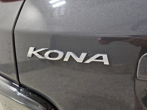 Used 2023 Hyundai Kona Limited w/ Cargo Package AWD/4WD image 39