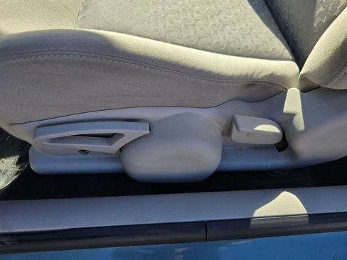 Used 2009 Chevrolet Cobalt LS FWD image 23