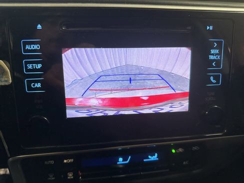 Used 2019 Toyota Corolla LE image 27