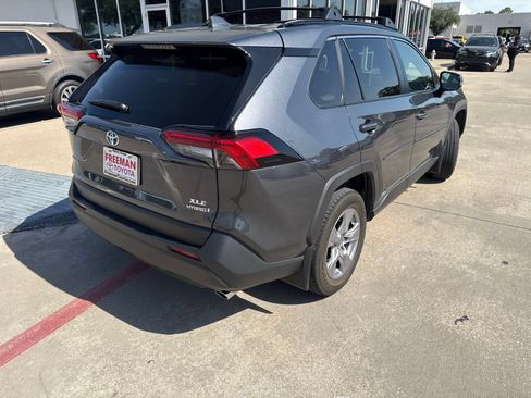 Used 2024 Toyota RAV4 XLE w/ Convenience Package AWD/4WD image 7