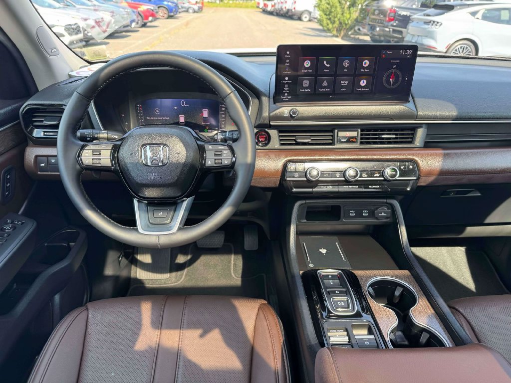 Used 2026 Honda Pilot Elite image 19