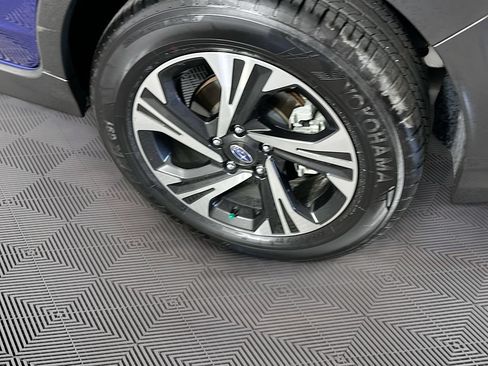 Certified 2025 Subaru Crosstrek 2.5i Premium AWD/4WD image 37