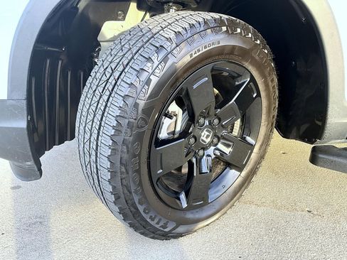 Used 2025 Honda Ridgeline Black Edition image 28