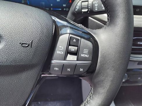 New 2024 Ford Escape SE w/ PHEV Premium Package image 19