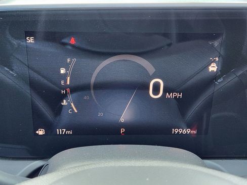 Certified 2025 Buick Encore GX Preferred FWD image 16