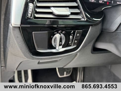 Used 2021 BMW 540i w/ M Sport Package RWD image 31