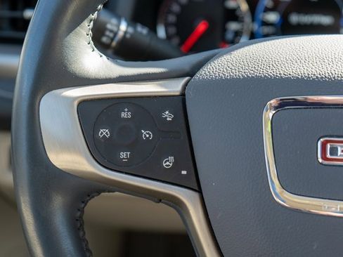 Used 2022 GMC Acadia Denali w/ Trailering Package image 29