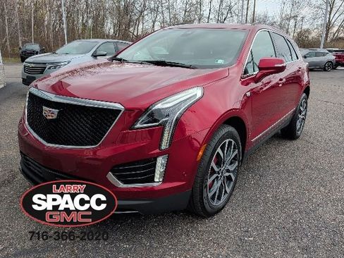 Used 2025 Cadillac XT5 Sportv w/ Technology Package image 1