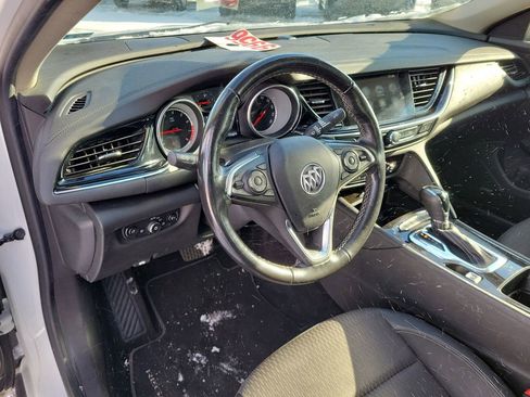 Used 2018 Buick Regal Preferred w/ Sights and Sounds Package image 9