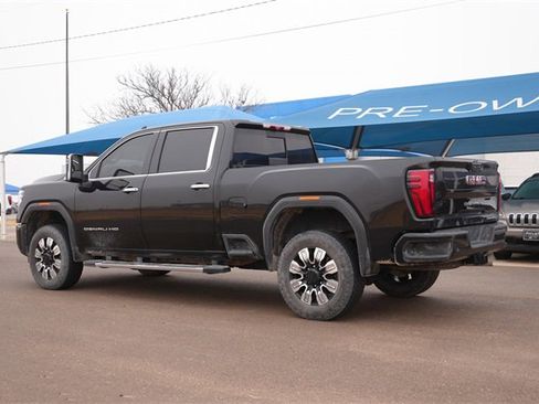 Used 2024 GMC Sierra 2500 Denali w/ Technology Package image 3