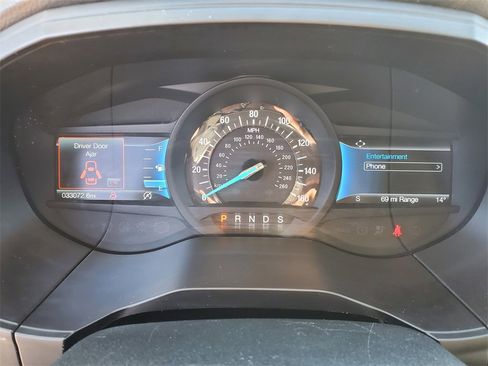 Used 2024 Ford Edge Titanium image 10