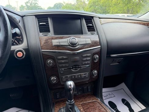 Used 2018 Nissan Armada SL w/ Moonroof Package AWD/4WD image 19