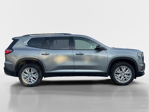 Used 2026 GMC Acadia Elevation w/ Elevation Premium Package FWD image 3