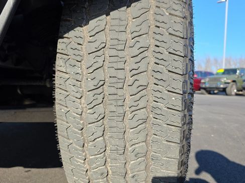 Used 2025 GMC Hummer EV 2X AWD/4WD image 27