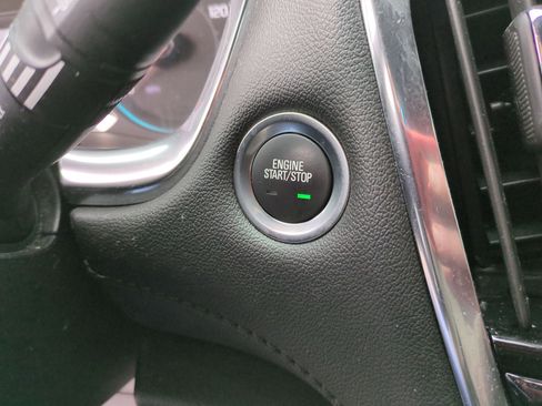 Certified 2023 Chevrolet Traverse LT image 16