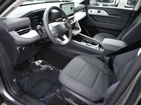 New 2026 Ford Explorer Active image 15