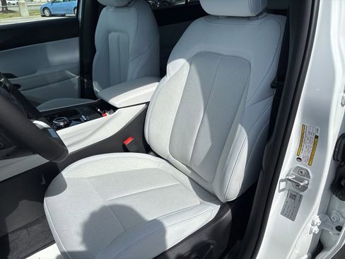 New 2026 Jeep Cherokee Laredo AWD/4WD image 60