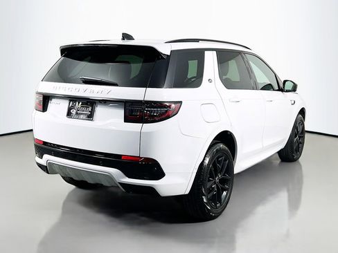 Used 2025 Land Rover Discovery Sport S AWD/4WD image 5