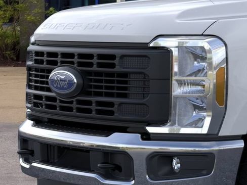 New 2026 Ford F350 XL w/ XL Driver Assist Package AWD/4WD image 28