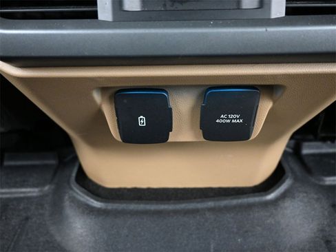 Used 2022 Ford F150 Lariat image 14