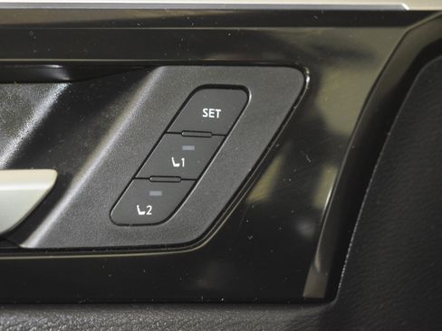 Used 2024 Mitsubishi Outlander SEL image 34