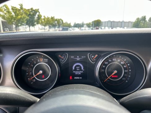 Used 2020 Jeep Wrangler Unlimited Sport AWD/4WD image 21