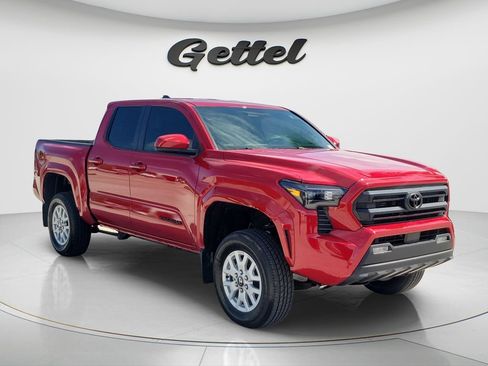 Certified 2025 Toyota Tacoma SR5 RWD image 3