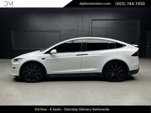 Used 2023 Tesla Model X AWD/4WD image 3