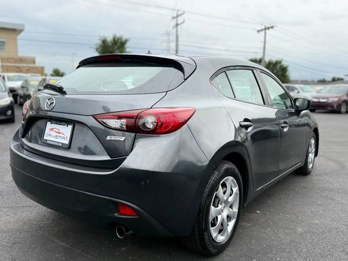 Used 2016 MAZDA MAZDA3 i Sport FWD image 2