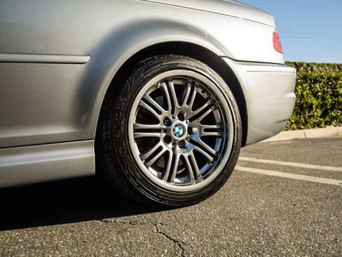 Used 2004 BMW M3 Coupe image 13