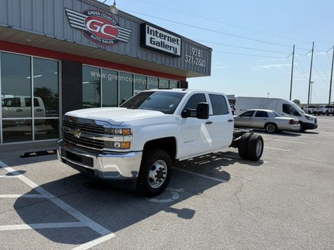 Used 2018 Chevrolet Silverado 3500 W/T AWD/4WD image 1