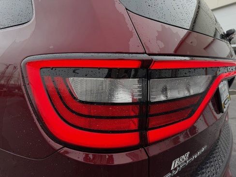 Used 2019 Dodge Durango R/T w/ Technology Group image 4