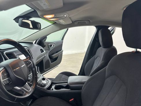 Used 2015 Chrysler 200 Limited w/ Convenience Group FWD image 36