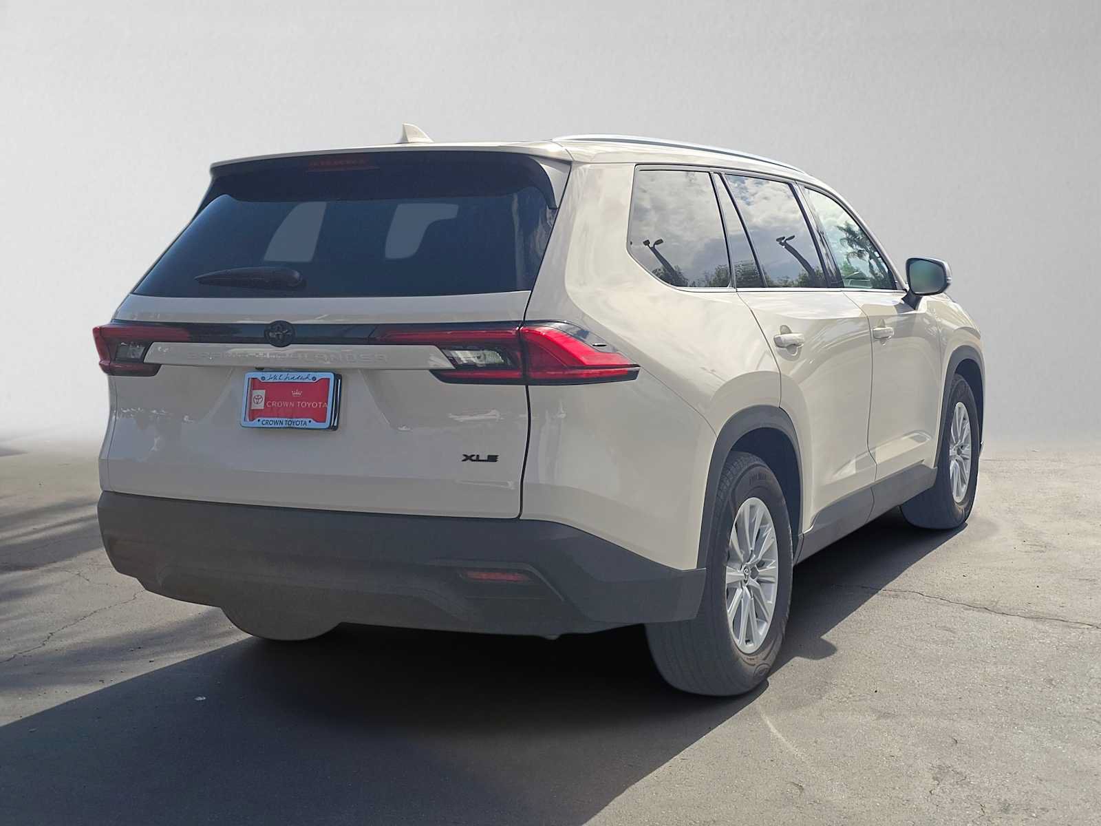 Certified 2024 Toyota Grand Highlander FWD image 3