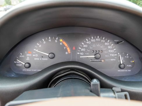 Used 1995 Oldsmobile Cutlass Supreme Convertible FWD image 14