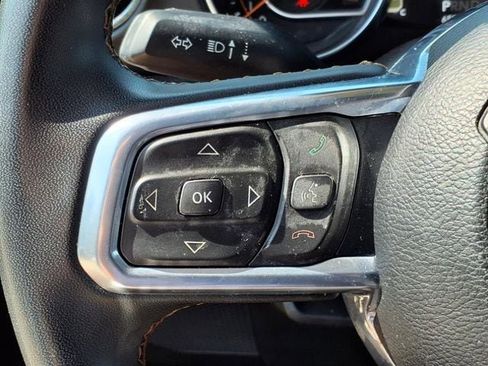 Used 2023 Jeep Gladiator Overland image 21