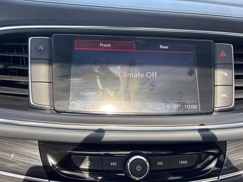 Used 2024 Buick Enclave Premium w/ Experience Buick Package FWD image 35
