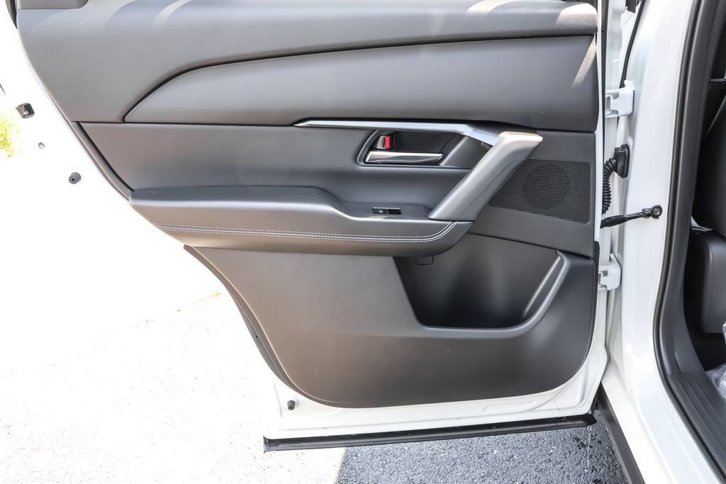 New 2026 MAZDA CX-5 Preferred AWD/4WD image 33