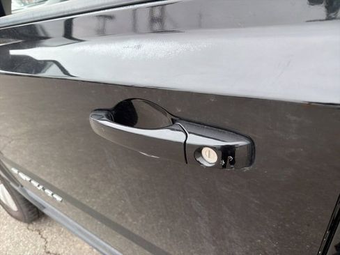 Used 2012 Jeep Patriot Latitude image 27