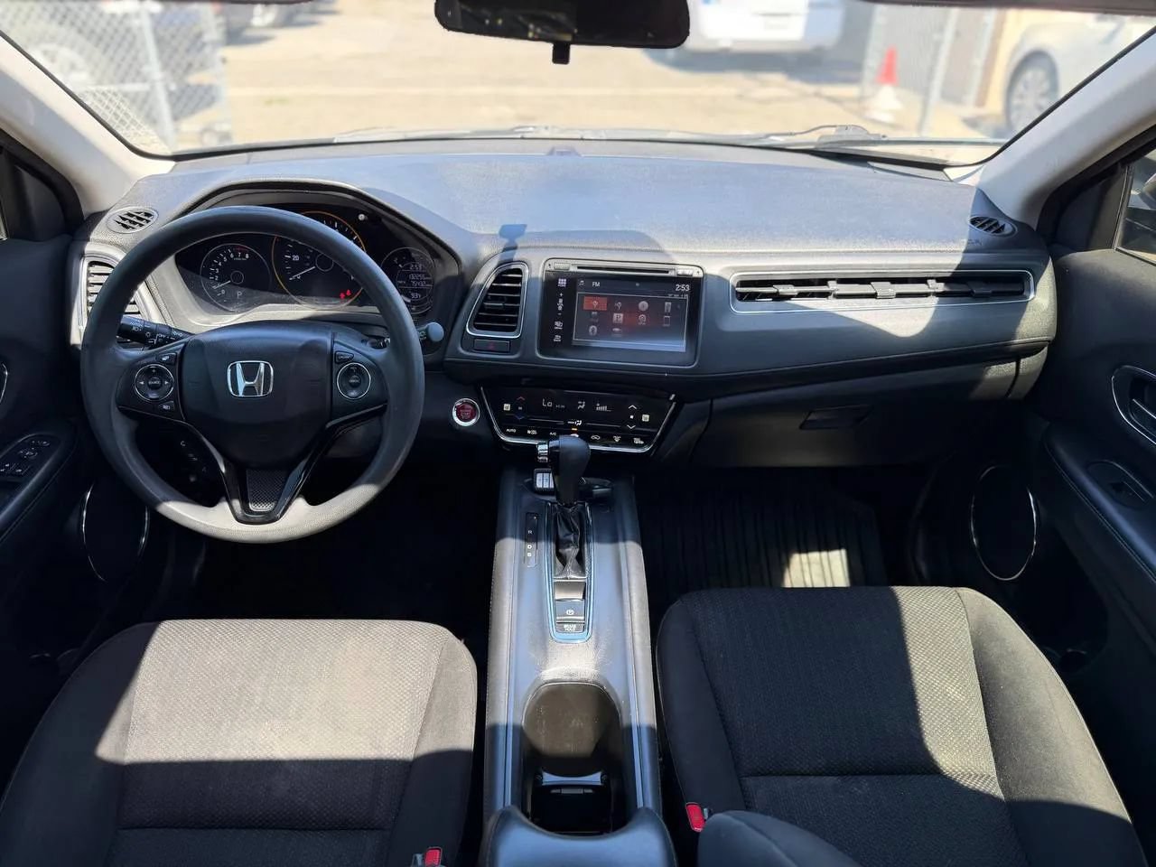 Used 2018 Honda HR-V EX image 33