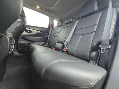 Used 2018 Nissan Murano Platinum image 13