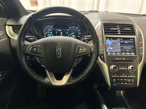 Used 2019 Lincoln MKC Reserve AWD/4WD image 3